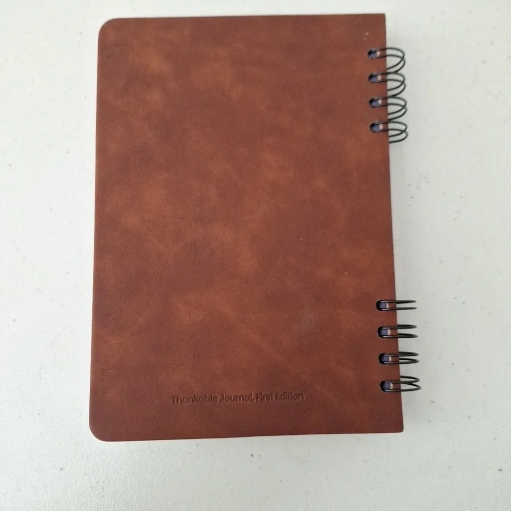 THANKABLE Guided Gratitude & Mindfulness Journal Self-Reflection w/ Prompts NEW